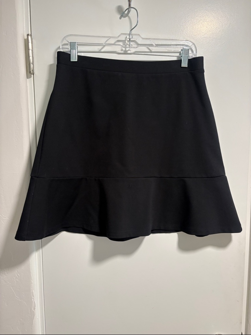 Loft Mini Black Swing Skirt - M